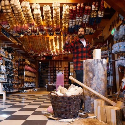 Countryside Bike Tour from Amsterdam: Cheese, Clogs & a Windmill