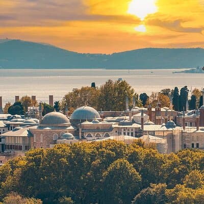 Majestic Istanbul: Walking Tour & Sunset Cruise on the Bosphorus