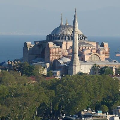 Tour to the Best Places in Istanbul in Spanish - Private