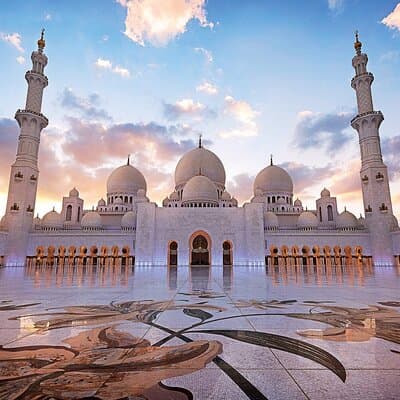 Full Day Tour Exploring Abu Dhabi