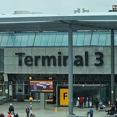 Minibus from Heathrow Airport to Southampton via Netley Abbey 2
