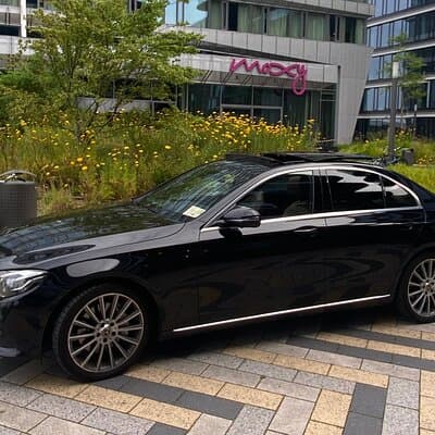 Private Taxi Transfer From or To Amsterdam Schiphol Airport (AMS) 4