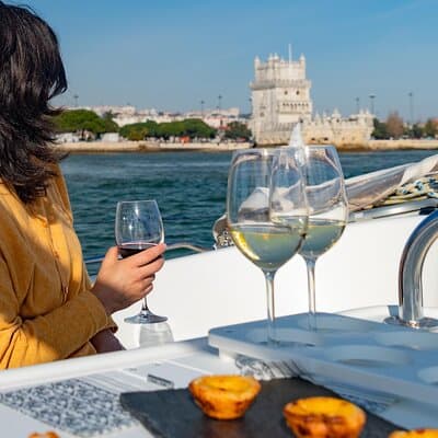 Lisbon: Wine Tasting with Sommelier on a Private Sailboat 4