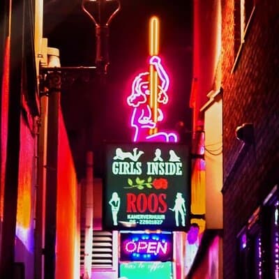 Amsterdam Red Light District and Coffee Shop Tour (TOP RATED) 4