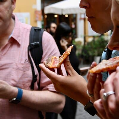 Campo dè Fiori Market and Trevi Fountain Food and Wine Tour in Rome 5