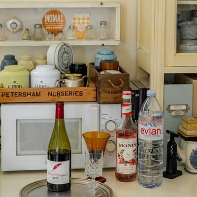 Soufflé Class & Brasserie Lunch with Champagne in Parisian Home 4
