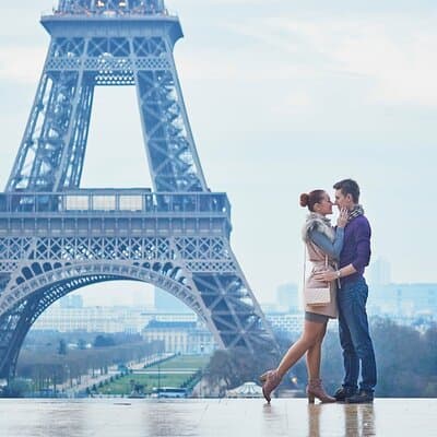 Private Proposal Photoshoot in Paris 4