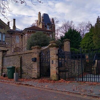 Private Celebrity Houses Tour of London 2
