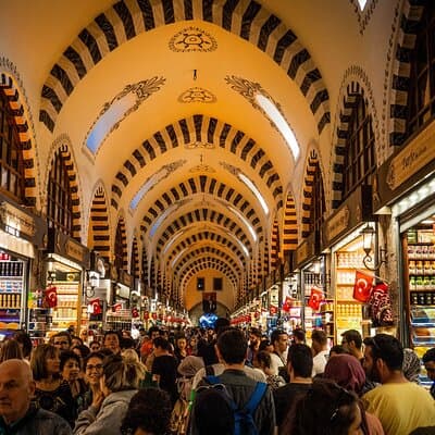 Traditional Shopping Private Tour in Istanbul
