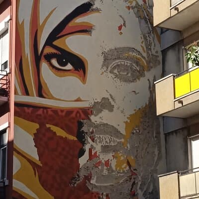 Private Tuk Tuk of the Old Town Lisbon and Street Art Highlights 5