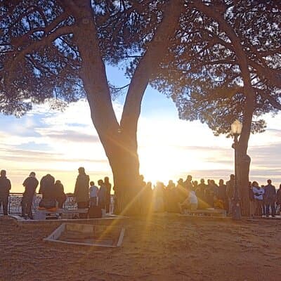 Private Tuk Tuk of the Old Town Lisbon and Street Art Highlights