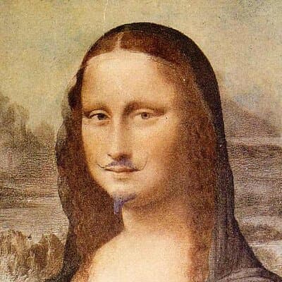 Louvre Museum Skip the Line Guided Tour with Artist