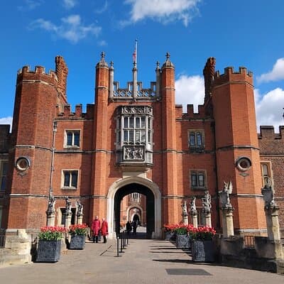Hampton Court Palace Private Guided Tour