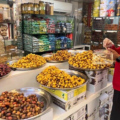 Abu Dhabi City Tour with Grand Mosque & BAPS Temple – With Lunch 3