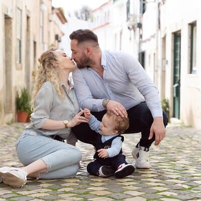 Private Professional Photoshoot at Alfama, Lisbon 5