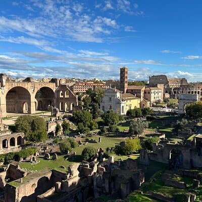 Private Colosseum Special Arena First Entry with Roman Forum 3