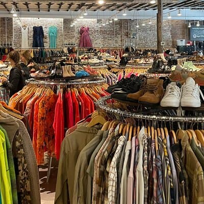 Vintage + Secondhand Shopping Walking Tour through Brooklyn, NYC