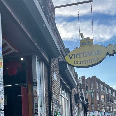 Vintage + Secondhand Shopping Walking Tour through Brooklyn, NYC 5