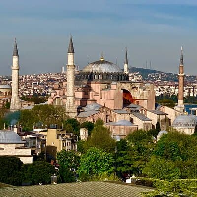 Private 4h Hagia Sophia + Basilica Cistern + Blue Mosque + Bazaar
