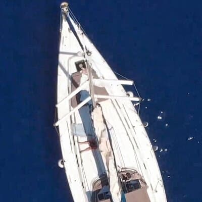 Private Sailing with SUP, Drinks and Appetizers from Barcelona 4