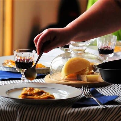 Private French Home Cooking Class in Paris with Local Chef Ioana 3