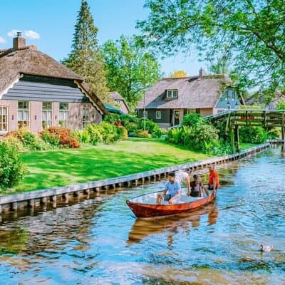 Zaanse Schans Giethoorn Private Tour from Amsterdam Canal Cruise 2