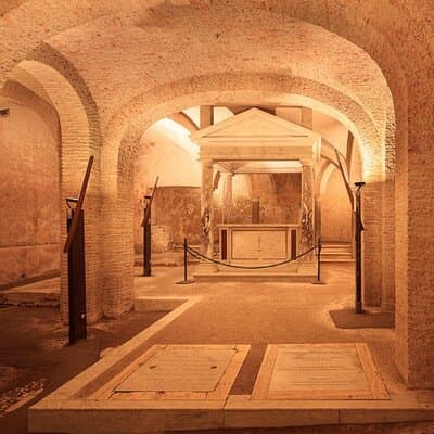 Ancient Rome Full Day Tour: Colosseum and Exclusive SUPER Sites 4