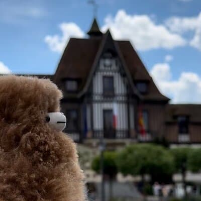 Chanel Deauville Day Tour from Paris with Oyster Tasting