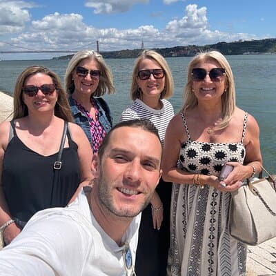 Tuk-Tuk Lisbon: Alfama, Viewpoints & Local Flavors 4