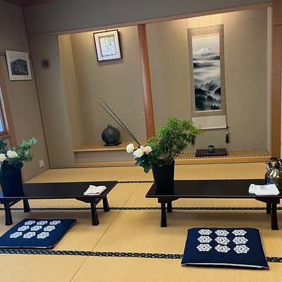 2 Hours Flower Arranging Ikebana Class Temple Tokyo Ota-ku 3
