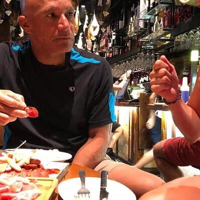 Barcelona´s Lunch or Dinner Tapas Tour: Food, drinks, happiness! 2