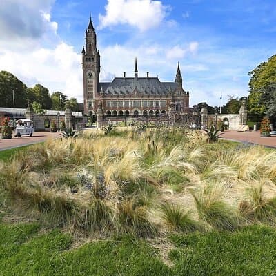 Private Tour The Hague and Delft incl. Mauritshuis from Amsterdam