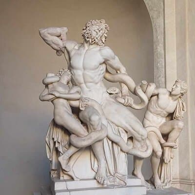 Vatican Highlights, Museums Sistine Chapel tour Basilica entrance 2