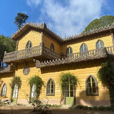 Full Day Tour in Sintra Pena Palace and Quinta de Regaleira 4