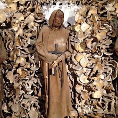 Rome: Catacombs for Kids Private Family Tour with Capuchins Crypt 5