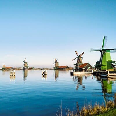 Private tour to Zaanse Schans, Edam, Volendam and Marken 2