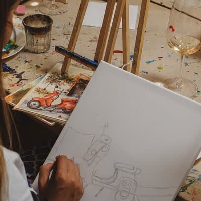Italian Paint and Wine Experience Art Class in Rome with Pizza 5