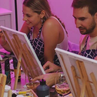Italian Paint and Wine Experience Art Class in Rome with Pizza 3