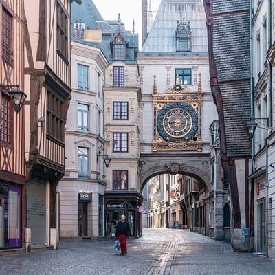 Private Giverny, Rouen and Honfleur Tour from Paris 4