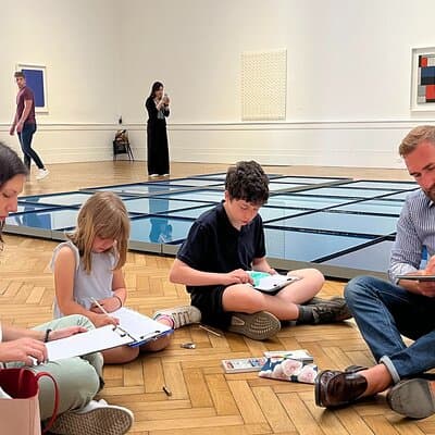 Private Family-Friendly Guided Tour & Art Workshop - Rome