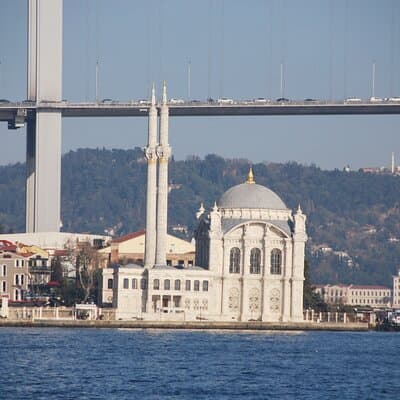 Istanbul Bosphorus Tour With Whirling Dervish Show