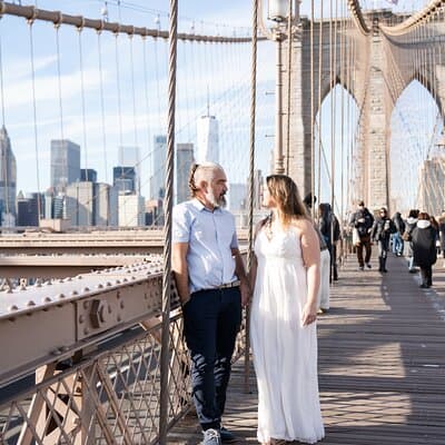 Professional Photoshoot at Brooklyn Bridge in New York 3