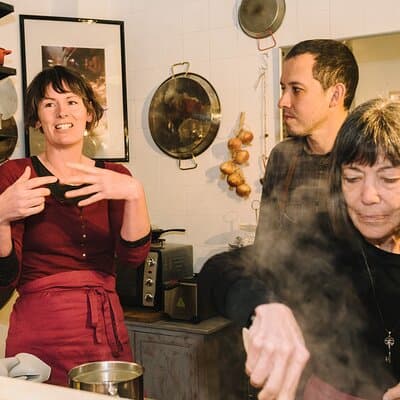 Private Cava Sabrage and Paella Class in Barcelona