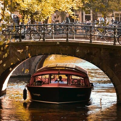 Personalized Hidden Gems of Amsterdam Private Tour with a Local 5
