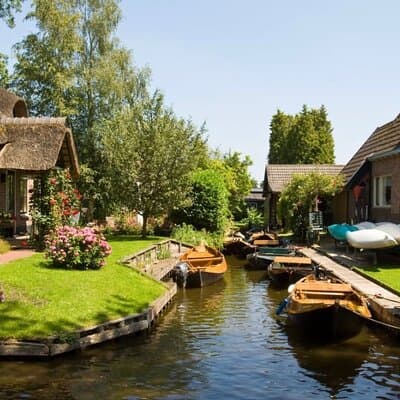 Giethoorn Private Day Tour From Amsterdam (Including Boat Tour!) 5