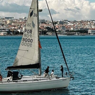 Sailboat Excursion along the Magnificent Tagus River 4