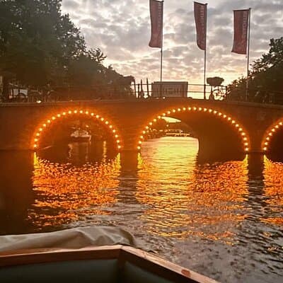Romantic Private Boat Tour Amsterdam 90min incl welcome drink 3