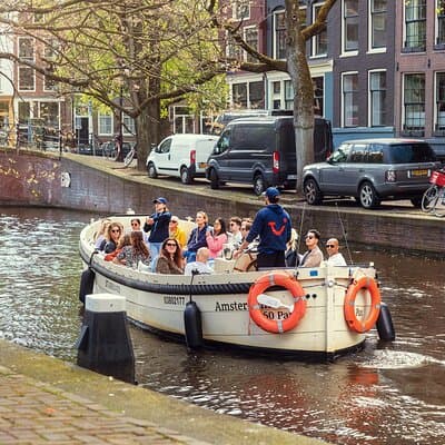 Highlights and Local Insights Canal Cruise Tour in Amsterdam 5