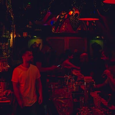 Amsterdam Private Pub Crawl in the City Center 5