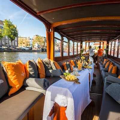 Amsterdam Historic Tour On Classic Saloon Boat 2